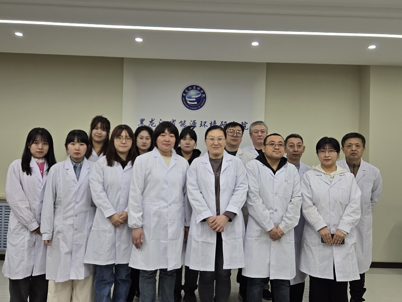 能源化学研究中心.jpg